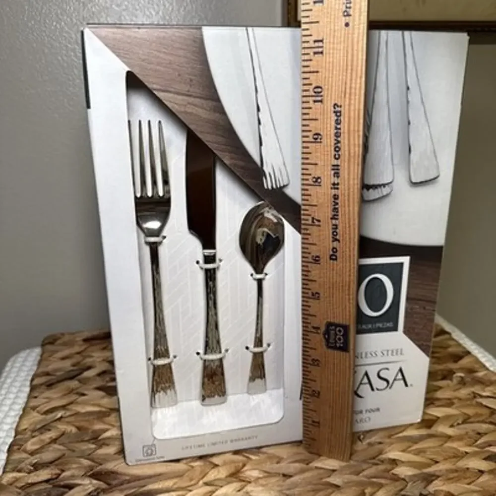 Mikasa Novaro 20pcs Flatware Set Service for Four Stainless Steel New In Box